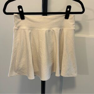 Old Navy Beige Active Go-Dry Skort Size M